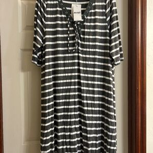 RELAXX by Exist Stripped Lace up Front V Neck Dress  New With Tags
